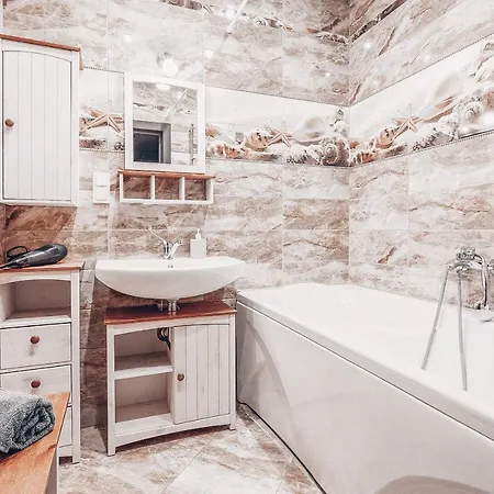 Apartment Квартира На Проспекте Победителей С Террасой .